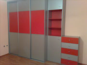 Vstavané skrine a šatníky