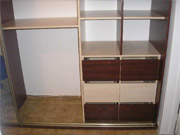 Vstavané skrine a šatníky