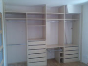 Vstavané skrine a šatníky