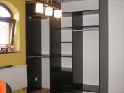 Vstavané skrine a šatníky